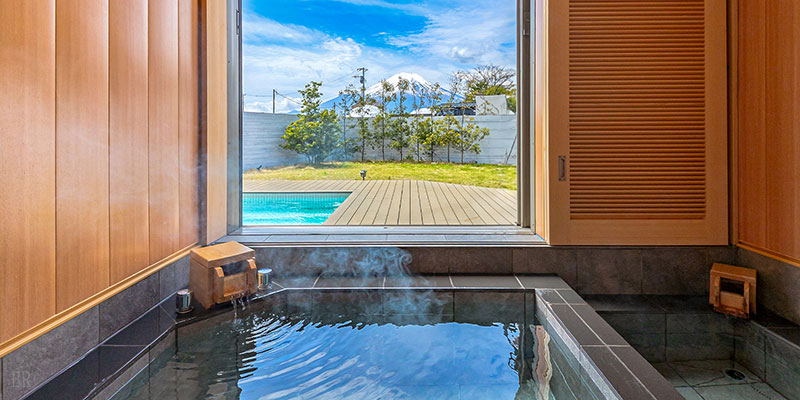 客室温泉